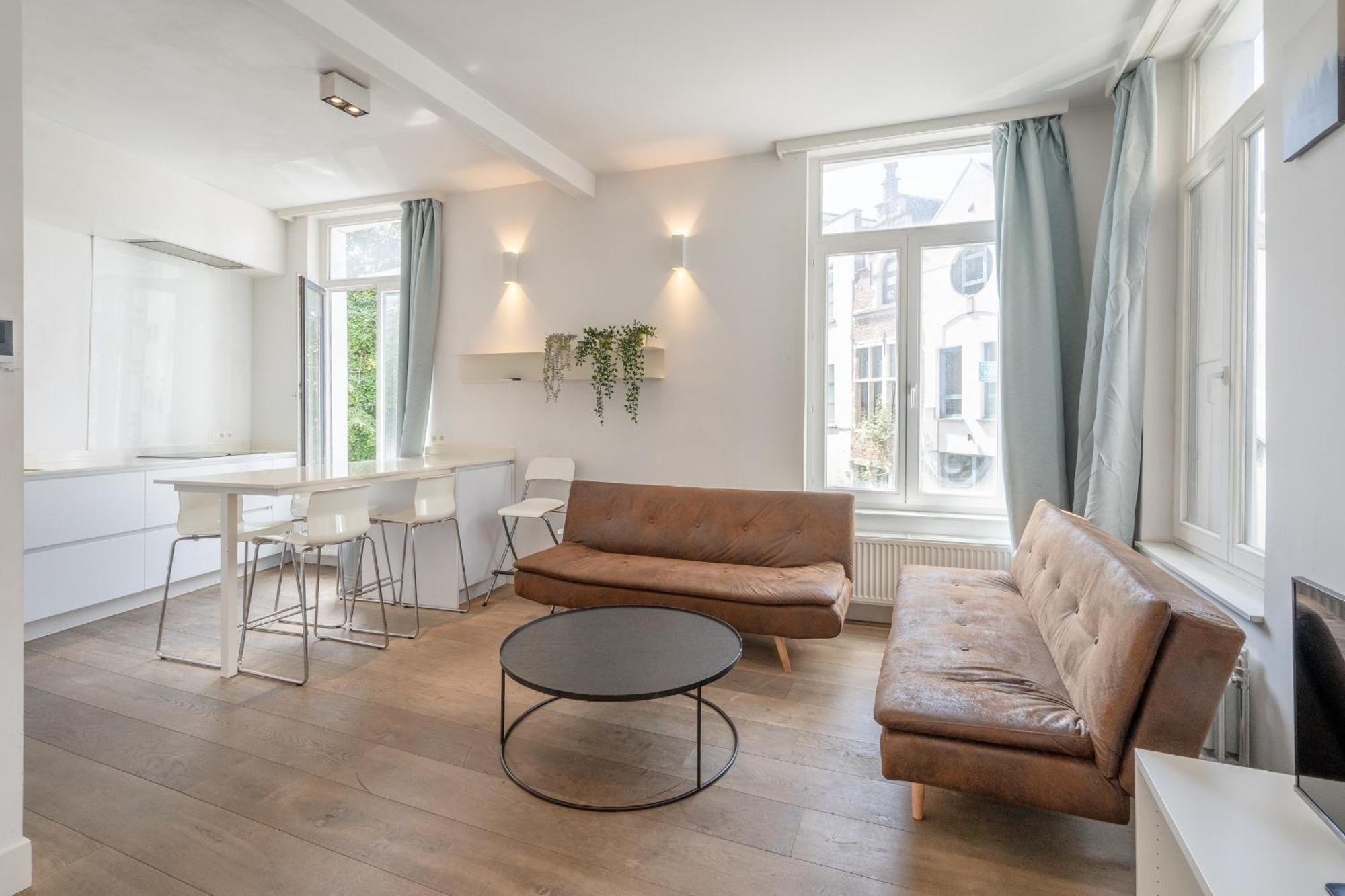 Beautiful Modern Apartment In The Heart Of แอนต์เวิร์ป ภายนอก รูปภาพ